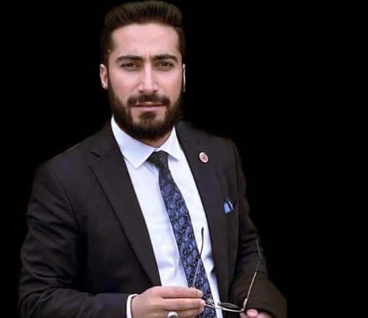 Av. Bulut Müslüm Gezer, CEO’lara Dikkat Çeken Hatırlatmalar Yaptı!.. Av. Bulut Müslüm Gezer, CEO Haber’e önemli tespitlerde bulunarak, CEO'ların neden bir hukukçuyla çalışması gerektiğini: “İş dünyasında yaşanan hızlı değişimler, yeni teknolojilerin ortaya çıkması ve küreselleşme gibi faktörler, şirketlerin karşılaştığı hukuki riskleri artırmaktadır." Dedi.