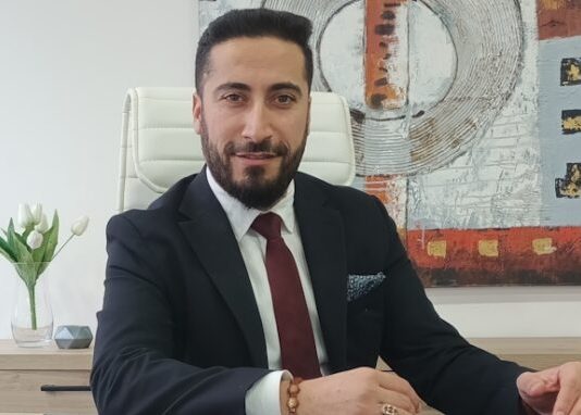 Avukat Bulut Müslüm Gezer, son dönemde artan icra işlemleri ve borçlularla ilgili karşılaşılan sorunlar hakkında kamuoyunu bilgilendirdi.