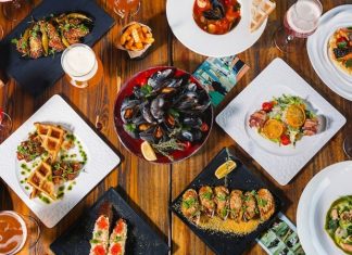 Belçika Mutfağı Belçika mutfağı, hem Fransız hem de Hollanda mutfağından izler taşıyan, aynı zamanda kendine özgü tarifleriyle öne çıkan bir gastronomi dünyasına sahiptir. Ülkenin coğrafi konumu, tarih boyunca farklı kültürlerden etkilenmesine ve bu etkilerin yemeklere yansımasına olanak tanımıştır. Belçika yemekleri, kaliteli malzemeler, özenli sunum ve zengin tat çeşitliliği ile tanınır. Konulu bir haber görseli.
