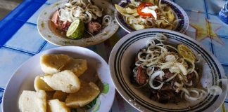 Burundi mutfağı, Doğu Afrika’nın özgün ve renkli mutfak kültürlerinden biridir. Ülkenin verimli tarım alanları, göl ve nehir kaynakları sayesinde hem bitkisel hem de hayvansal gıdalar açısından oldukça zengindir. Burundi mutfağı, tarih boyunca farklı toplulukların etkisiyle şekillenmiş ve geleneksel lezzetleri modern tariflerle harmanlamıştır. Konulu bir haber görseli.