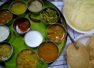 Tamil Mutfağı Tamil Mutfağı, Hindistan’ın Tamil Nadu bölgesine özgü zengin bir gastronomi geleneğini yansıtır. Bu mutfak, baharatlı yemekler, pirinç ve hindistancevizi kullanımının ön plana çıktığı bir kültürü temsil eder. Tamil Mutfağı, hem günlük sofralarda hem de özel kutlamalarda tercih edilen yemekleri ile tanınır. Konulu bir haber görseli.
