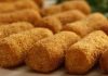 Patates kroket, özellikle Avrupa mutfağında uzun bir geçmişe sahip olan, çıtır dış yüzeyi ve yumuşak iç dokusuyla öne çıkan bir atıştırmalıktır. İsmi Fransızca “croquette” kelimesinden gelir ve bu tür atıştırmalıkların altın sarısı, çıtır dış kaplamasıyla tanınması, lezzetinin simgesi haline gelmiştir. Konulu bir haber görseli.