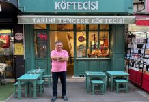 Franchise işletmecisi Tayfun Küçüktüzüner, açılışla ilgili yaptığı açıklamada şu ifadelere yer verdi: “Pendik’te bu markayı temsil etmekten büyük gurur duyuyorum. Tarihi Tencere Köftecisi, sadece bir köfte markası değil; aynı zamanda Türk mutfağının köklü değerlerini koruyarak geleceğe taşıyan bir lezzet hareketi. Kaliteli ürün, güler yüzlü hizmet ve hijyenik ortam ilkelerimizle Pendik halkına unutulmaz bir deneyim sunmayı amaçlıyoruz.” Dedi Haber Görseli.