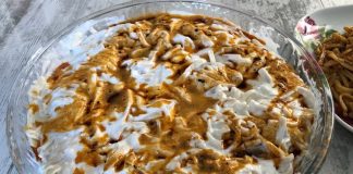 Erişte ve Mantı gibi Türk mutfağının köklü lezzetleri ile İtalyan gastronomisinin yedi ikonik yemeği (Makarna Graten, Tagliatelle, Ravioli, Fettucine Alfredo, Fırında Lazanya, Penne Arabiata, Spagetti Bolonez) arasındaki kültürel ve mutfak benzerlikleri ve farklılıkları, hamur işlerinin evrensel çekiciliğini kanıtlar niteliktedir. Bu geniş kapsamlı haberimizde, Anadolu’dan İtalya’ya uzanan bu lezzet köprüsünü inceliyor, her bir yemeğin tarihini, hazırlanışını ve sofralardaki yerini detaylı bir şekilde karşılaştırıyoruz. Bu dokuz başyapıt, makarna ve doldurulmuş hamur işlerinin zengin çeşitliliğini ve derin kültürel mirasını gözler önüne seriyor. Konulu bir haber görseli.