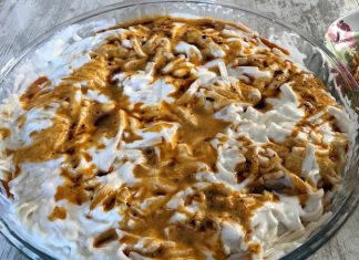 Dünyanın Lezzet Köprüsü Erişte ve Mantıdan İtalyan Makarnalarına Gastronomi Şöleni Erişte ve Mantı gibi Türk mutfağının köklü lezzetleri ile İtalyan gastronomisinin yedi ikonik yemeği (Makarna Graten, Tagliatelle, Ravioli, Fettucine Alfredo, Fırında Lazanya, Penne Arabiata, Spagetti Bolonez) arasındaki kültürel ve mutfak benzerlikleri ve farklılıkları, hamur işlerinin evrensel çekiciliğini kanıtlar niteliktedir. Bu geniş kapsamlı haberimizde, Anadolu’dan İtalya’ya uzanan bu lezzet köprüsünü inceliyor, her bir yemeğin tarihini, hazırlanışını ve sofralardaki yerini detaylı bir şekilde karşılaştırıyoruz. Bu dokuz başyapıt, makarna ve doldurulmuş hamur işlerinin zengin çeşitliliğini ve derin kültürel mirasını gözler önüne seriyor. Konulu bir haber görseli.