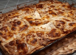 İtalyan Mutfağının Üç Büyükler Buluşması Fırında Lazanya Penne Arabiata ve Spagetti Bolonez İtalyan mutfağı, dünyanın dört bir yanında lezzet ve tutku ile anılan bir gastronomi geleneğidir. Bu mutfağın derinliğini ve çeşitliliğini en iyi yansıtan üç ikonik yemek, Bolonya’nın katmanlı zenginliği Fırında Lazanya, aynı bölgenin klasik et sosu Spagetti Bolonez ve Roma’nın ateşli sadeleştirilmiş lezzeti Penne Arabiata'dır. Her biri farklı bir hazırlık tekniği ve tarihi arka plana sahip olan bu üçlü, İtalya'nın bölgesel mutfak kimliklerini ve makarna kültürünün çeşitliliğini gözler önüne serer. Bu haberimizde, bu üç başyapıtın sırlarını ve sofralarımızdaki yerlerini inceliyoruz. Konulu bir haber görseli.