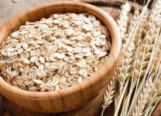 Sağlıklı Yaşamın Yıldızı Yulafın Küresel Önemi ve Yükselen Değeri Son yıllarda sağlıklı beslenme trendlerinin yükselmesiyle birlikte yulaf, dünya genelinde en çok konuşulan tahıllardan biri haline geldi. Lif oranı yüksek, besin değeri zengin olan Yulaf, yalnızca sporcuların değil, dengeli beslenmek isteyen herkesin sofrasında daha fazla yer buluyor. Kahvaltılık gevreklerden unlu mamullere, bitkisel sütlerden fonksiyonel gıdalara kadar geniş bir kullanım alanına sahip olması, yulafı modern gıda endüstrisinin yıldız ürünlerinden biri yapıyor. Konulu bir haber görseli.